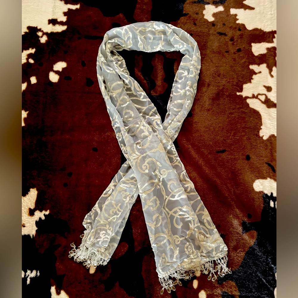 “Jessica McClintock” Shawl! - Picture 1 of 3